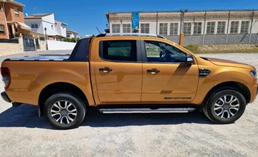 FORD RANGER 2.0TDCI TWINTURBO 212CV AÑO 2023