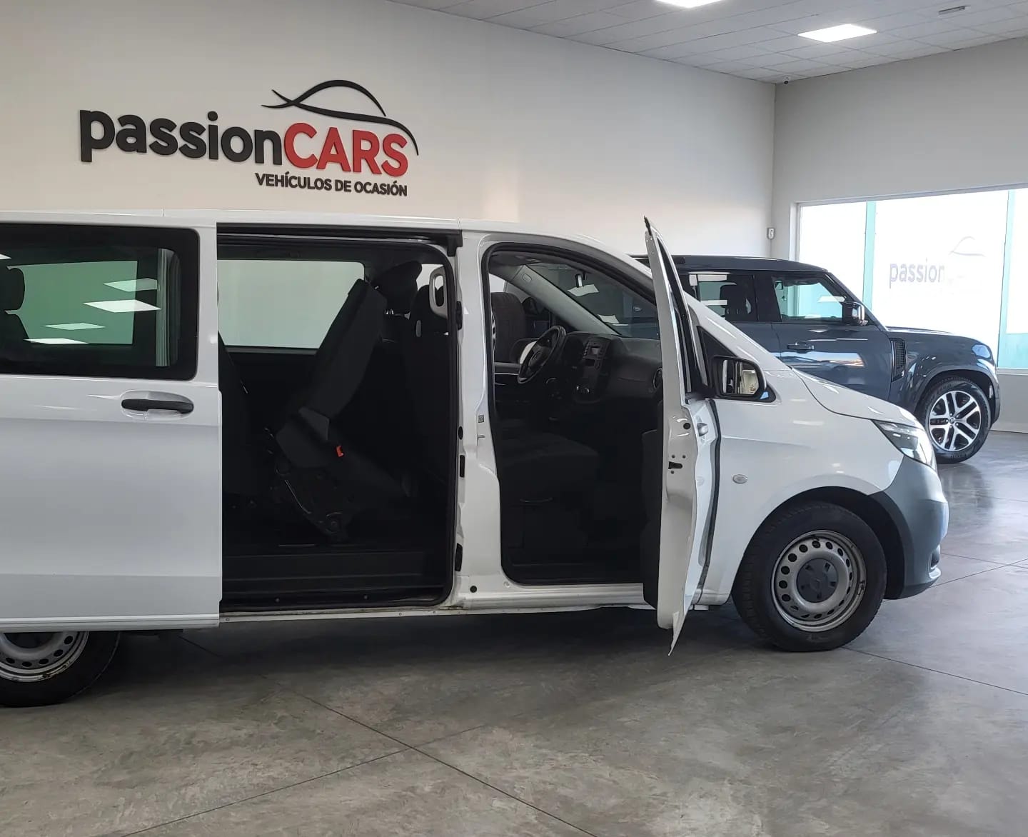 MERCEDES VITO LARGA 111 CDI 2017 CON 130000KM